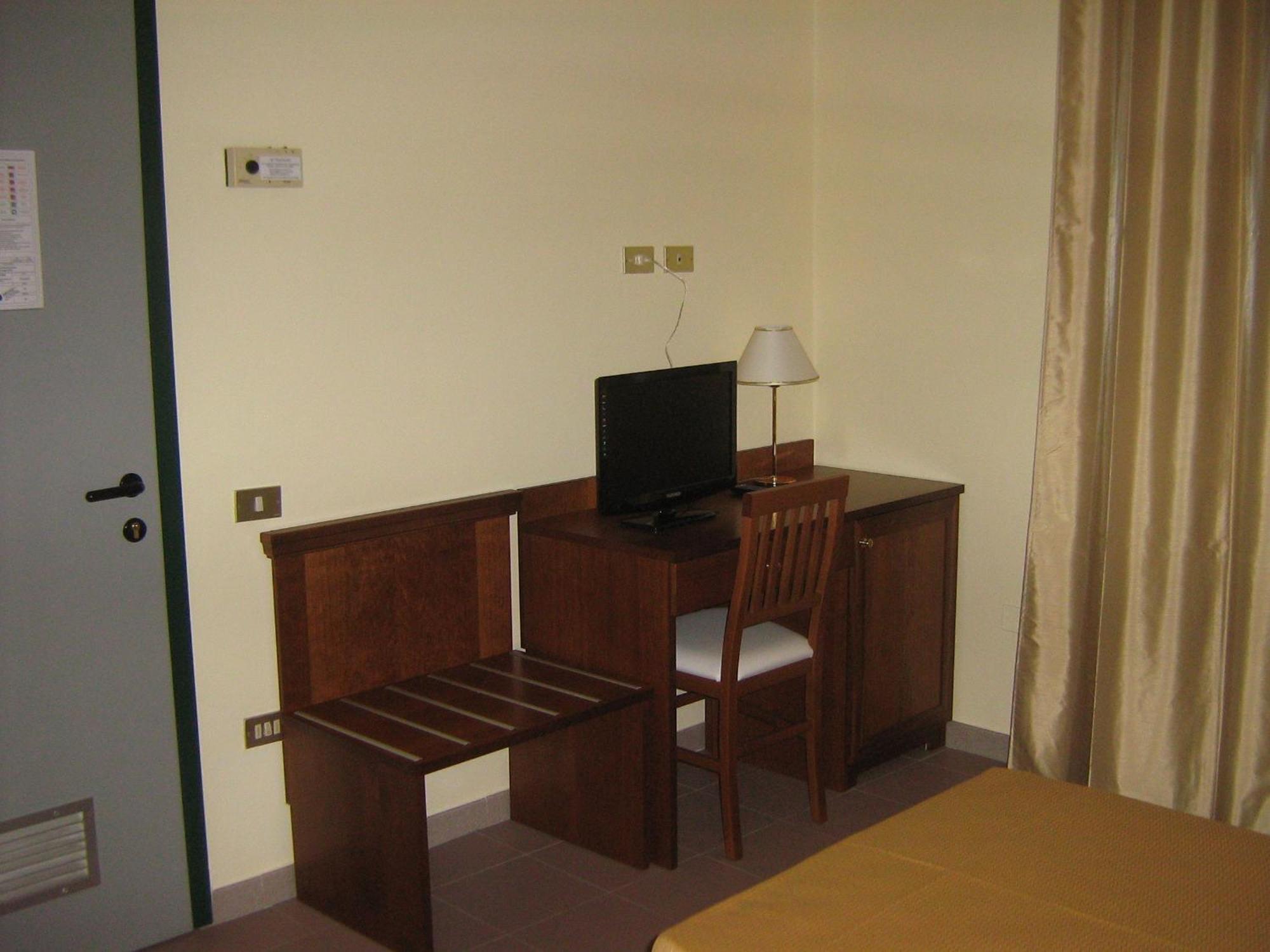Hostiliae Ciminiera Hotel Ostiglia Exteriér fotografie